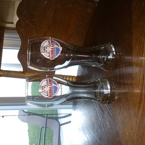 2 Tall & 2 cocktails